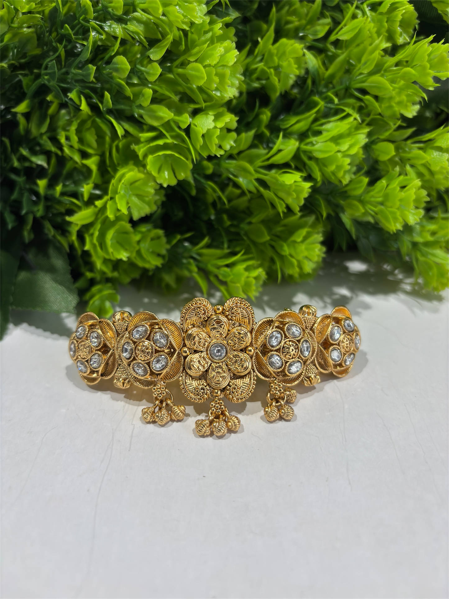 Sahasra Floral Clip