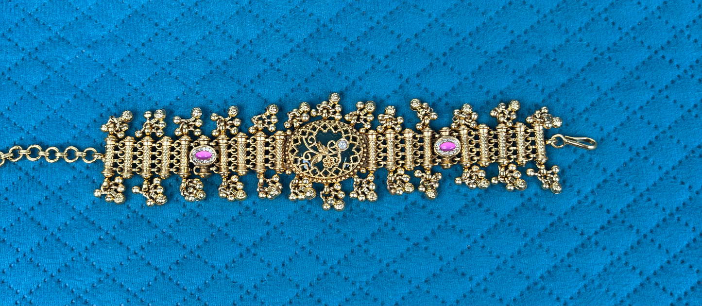 The Royal Gunguru Cuff