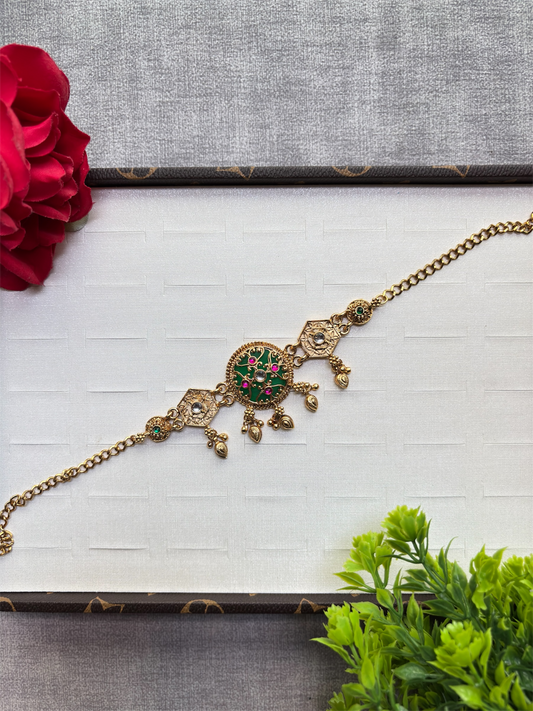 Emerald Bloom Kundan Charm Bracelet