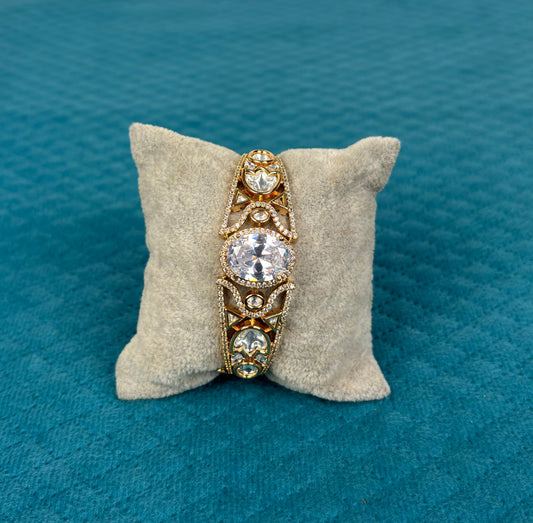 The Empress Oval Cuff