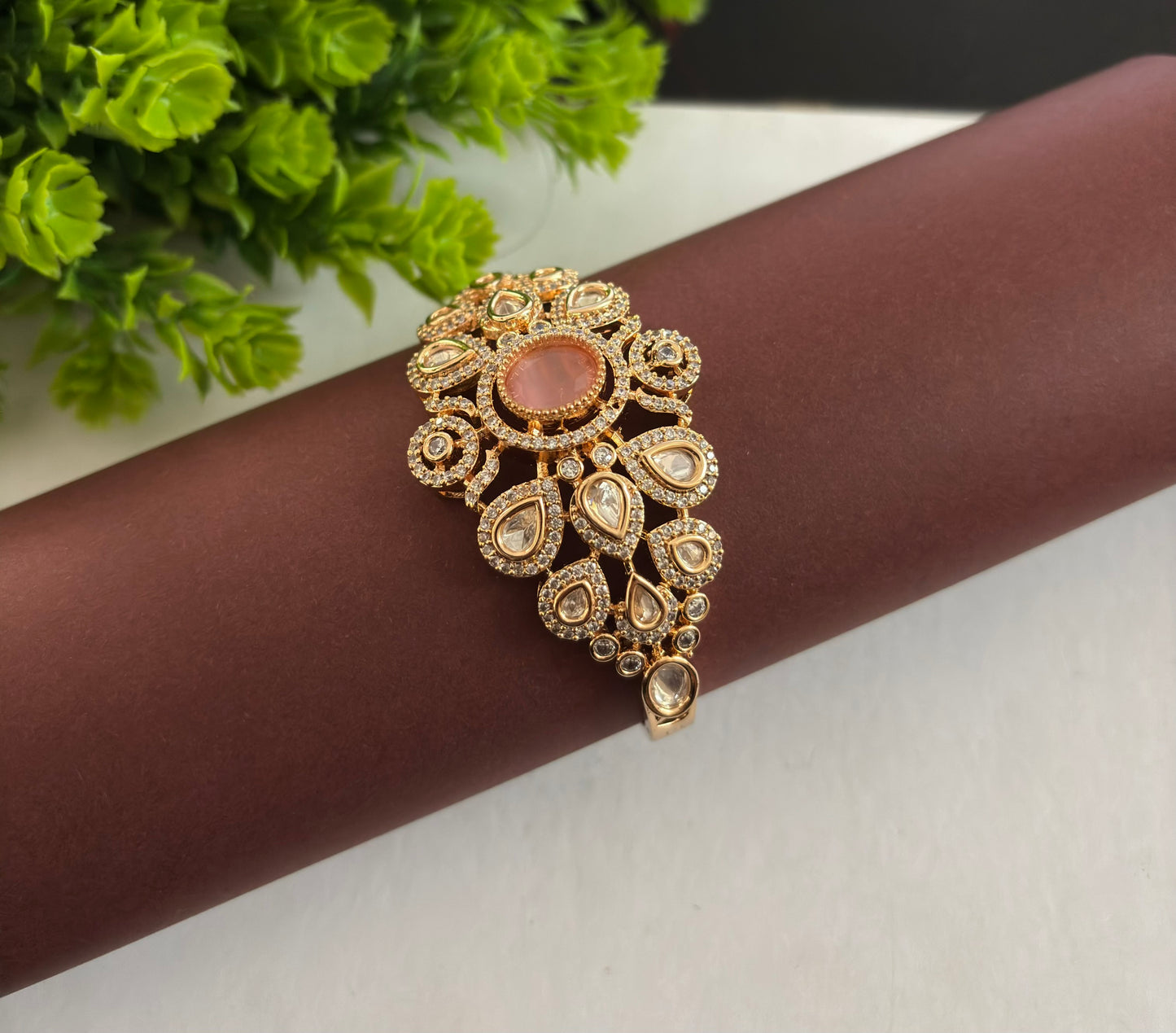 Peach Opulence Kundan Kada