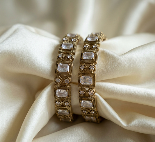 Antique Gold & White Stone Kada