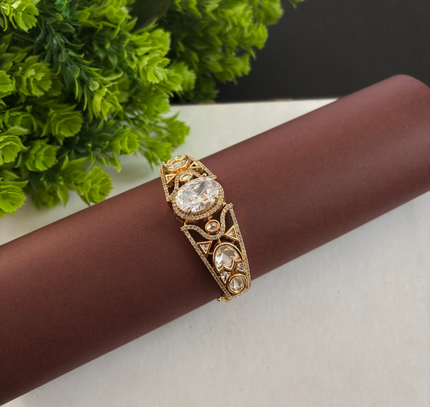 Regal Oval Solitaire Kada