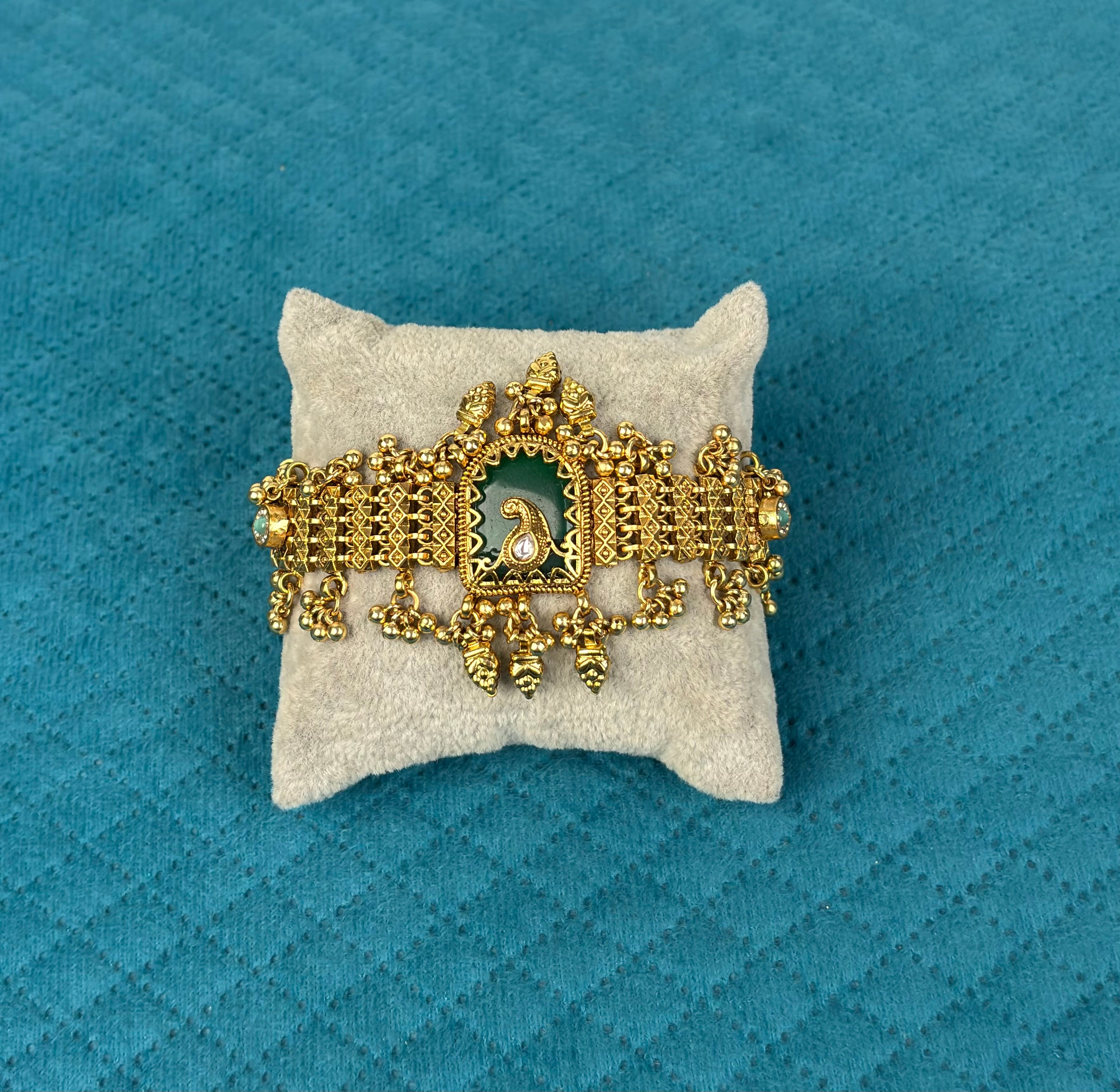 The Emerald Morpankh Cuff