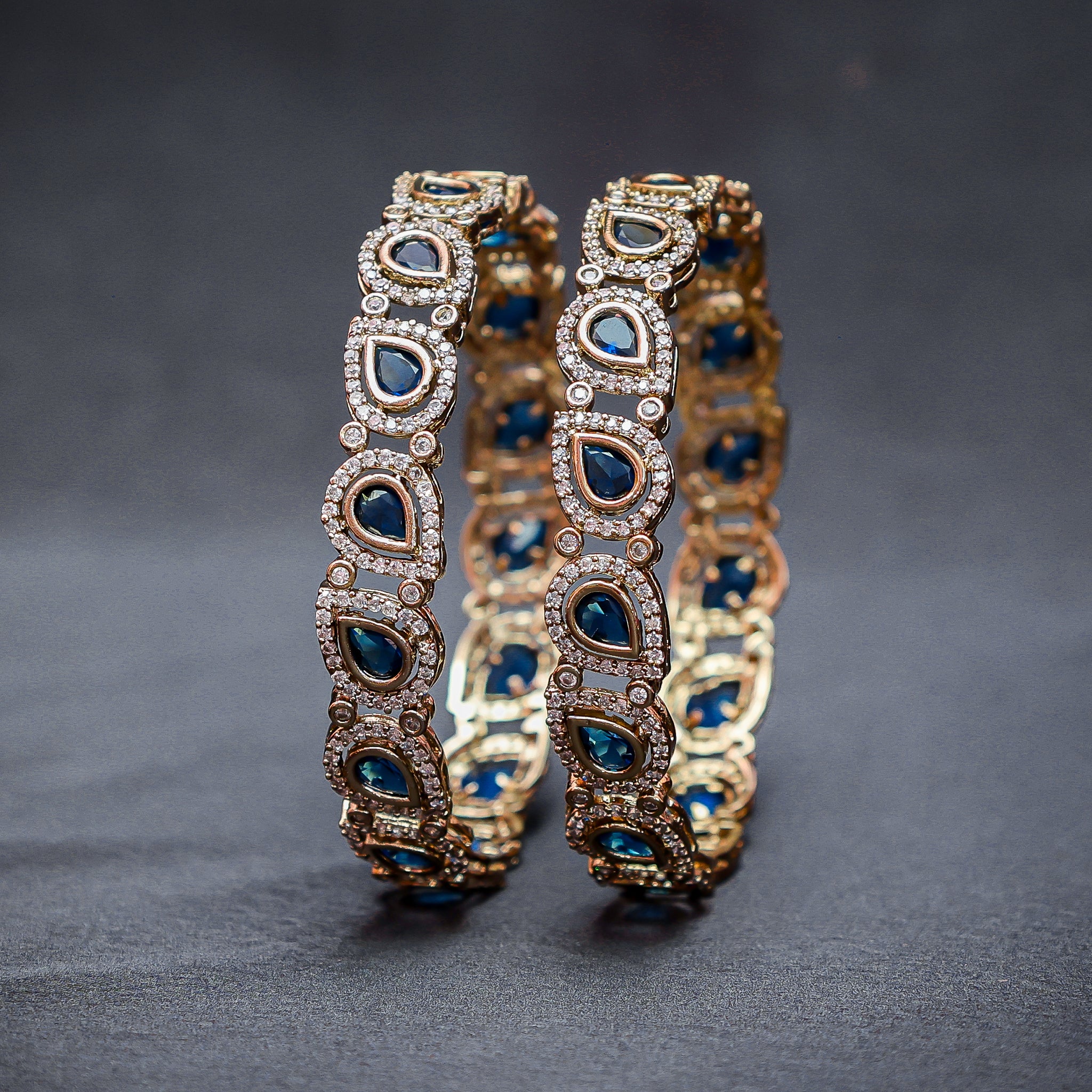 Nilmani Stone Kangan (Blue Gemstone Bangles)