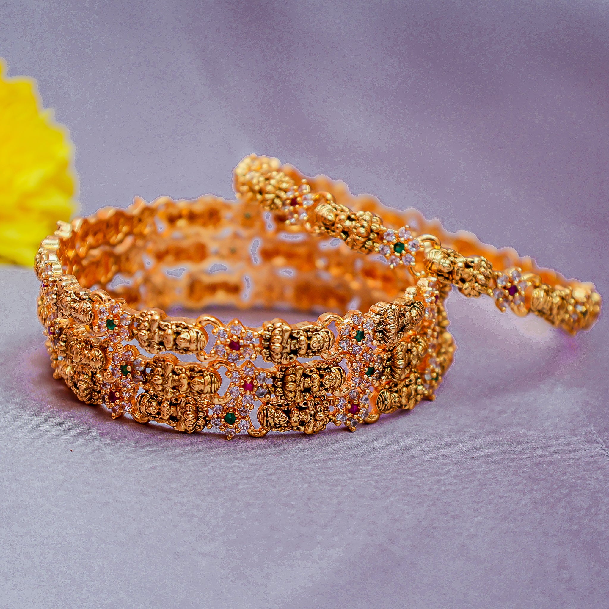 Kemp Stone Lakshmi Bangles