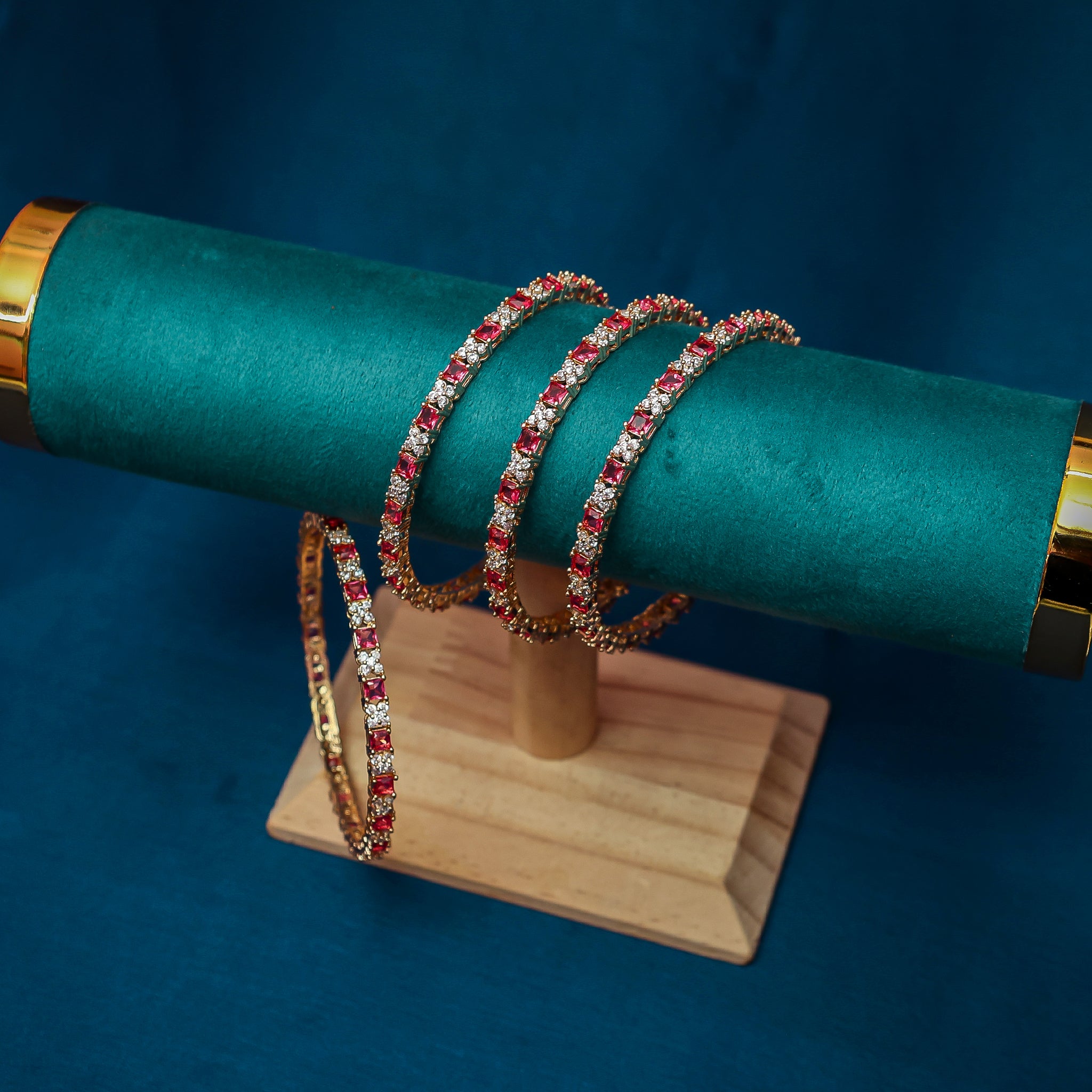 Roseate Rhapsody Bangle Set