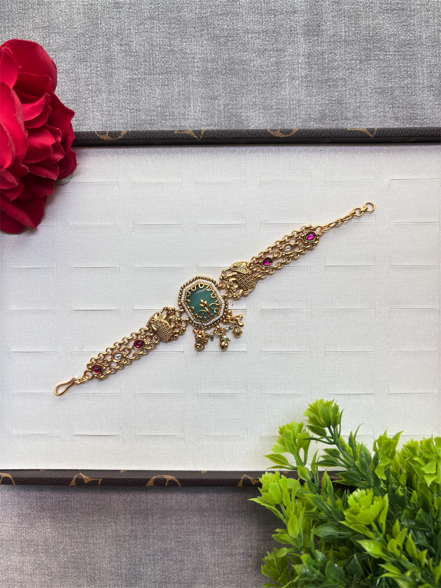 Emerald Royal Elephant Charm Heritage Bracelet