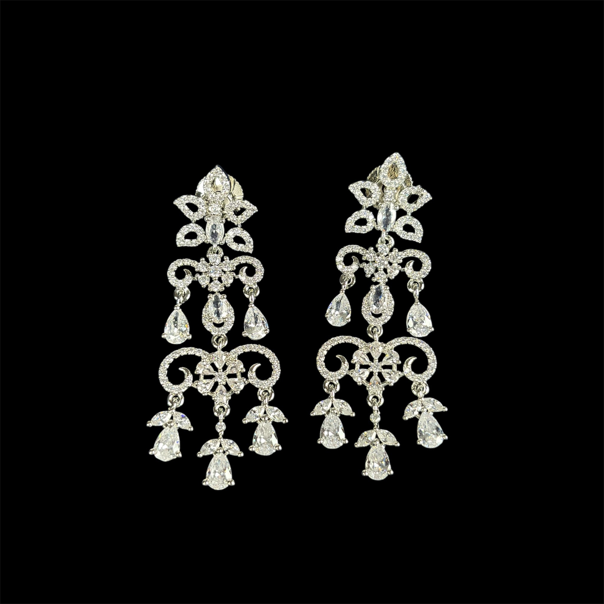 Nyra American Diamond Earrings