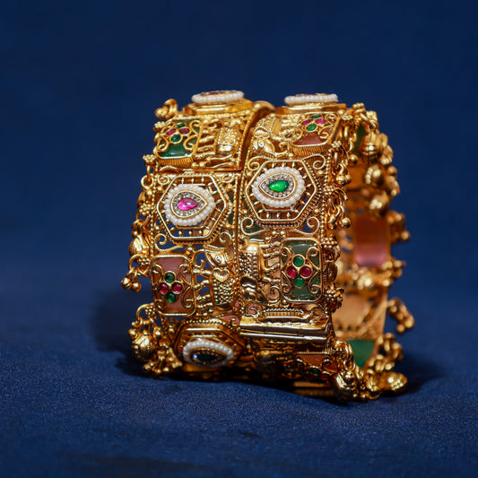 Gaja Heritage Antique Kada