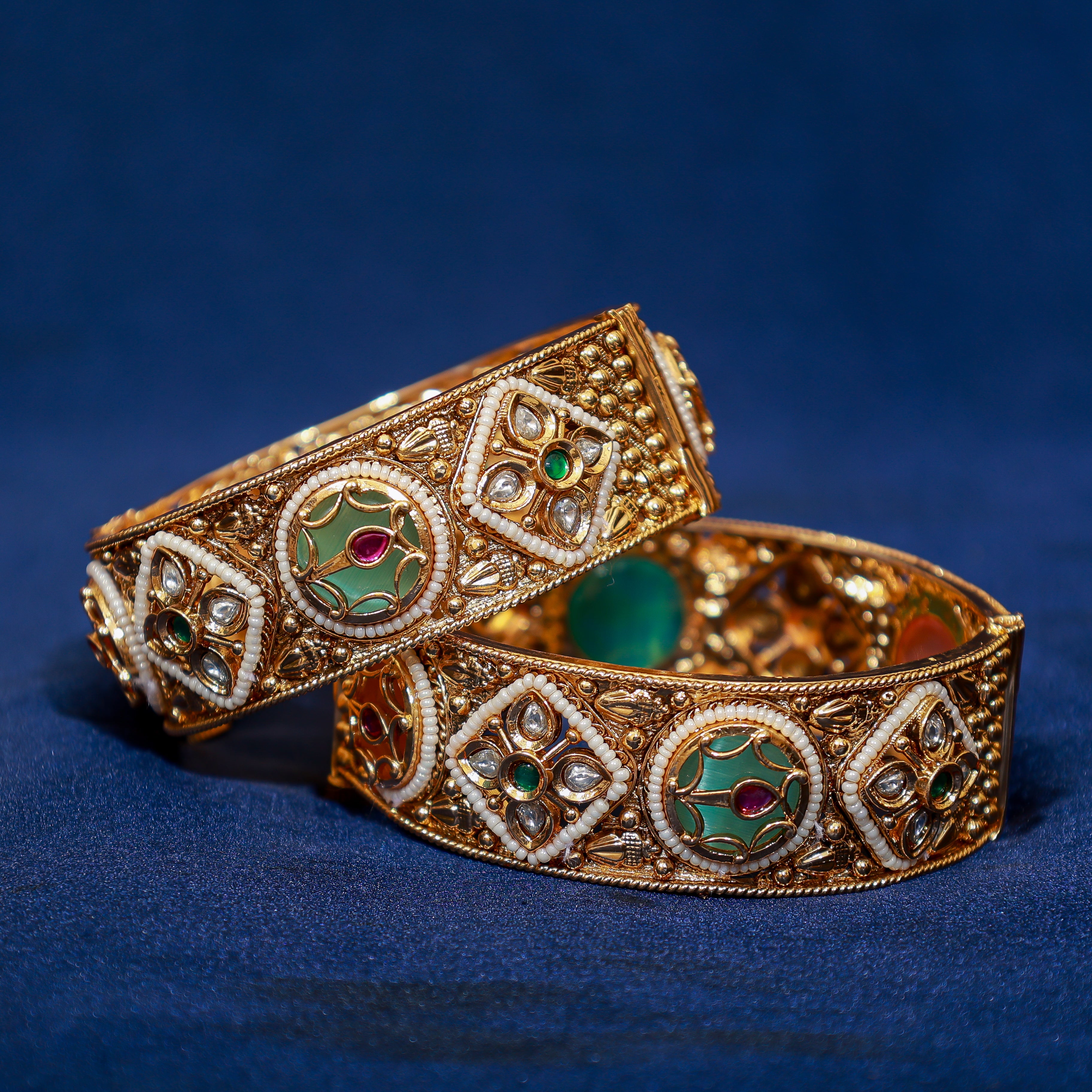 Vintage Jadau Floral Motif Kada