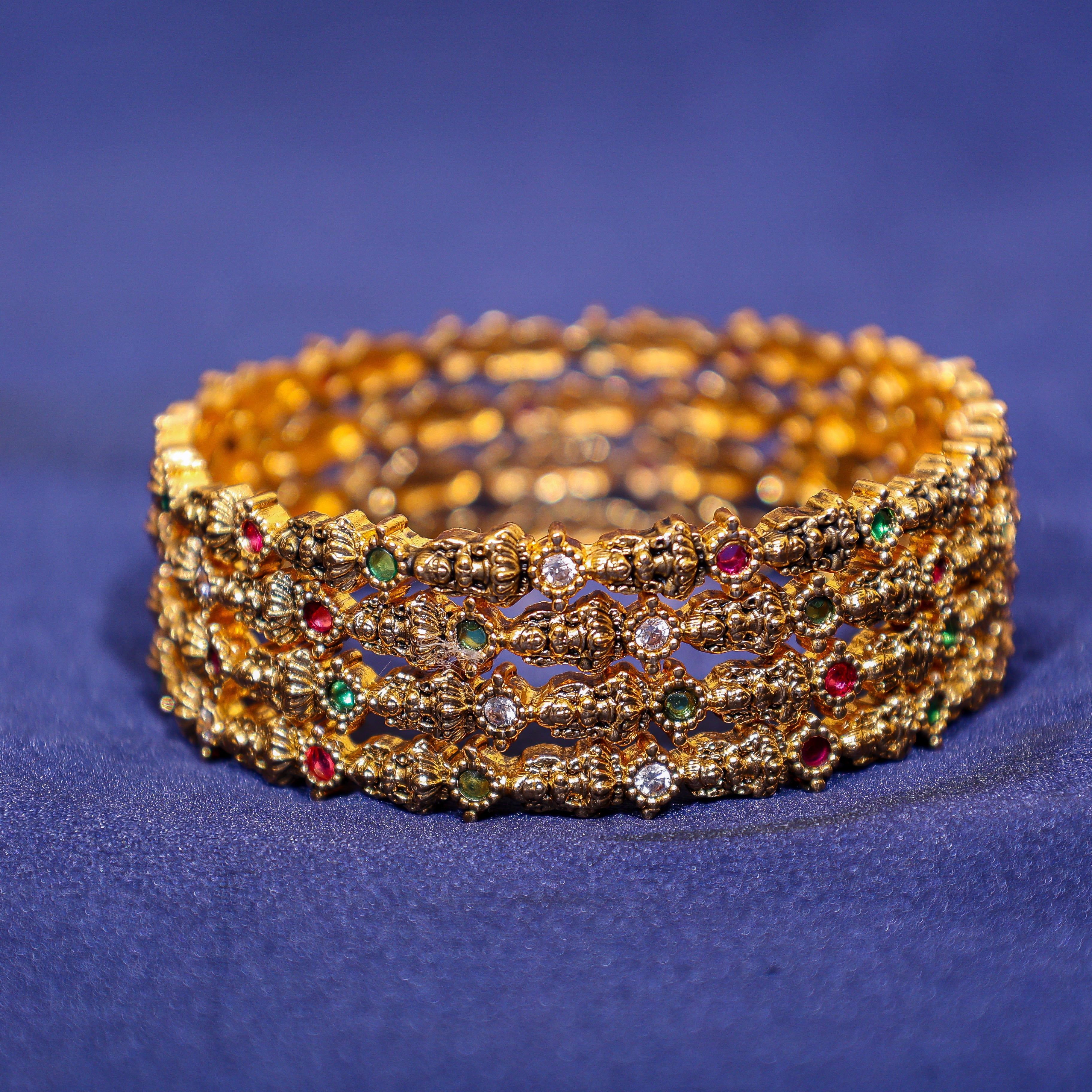 Antique Kemp Stone Slim Bangles