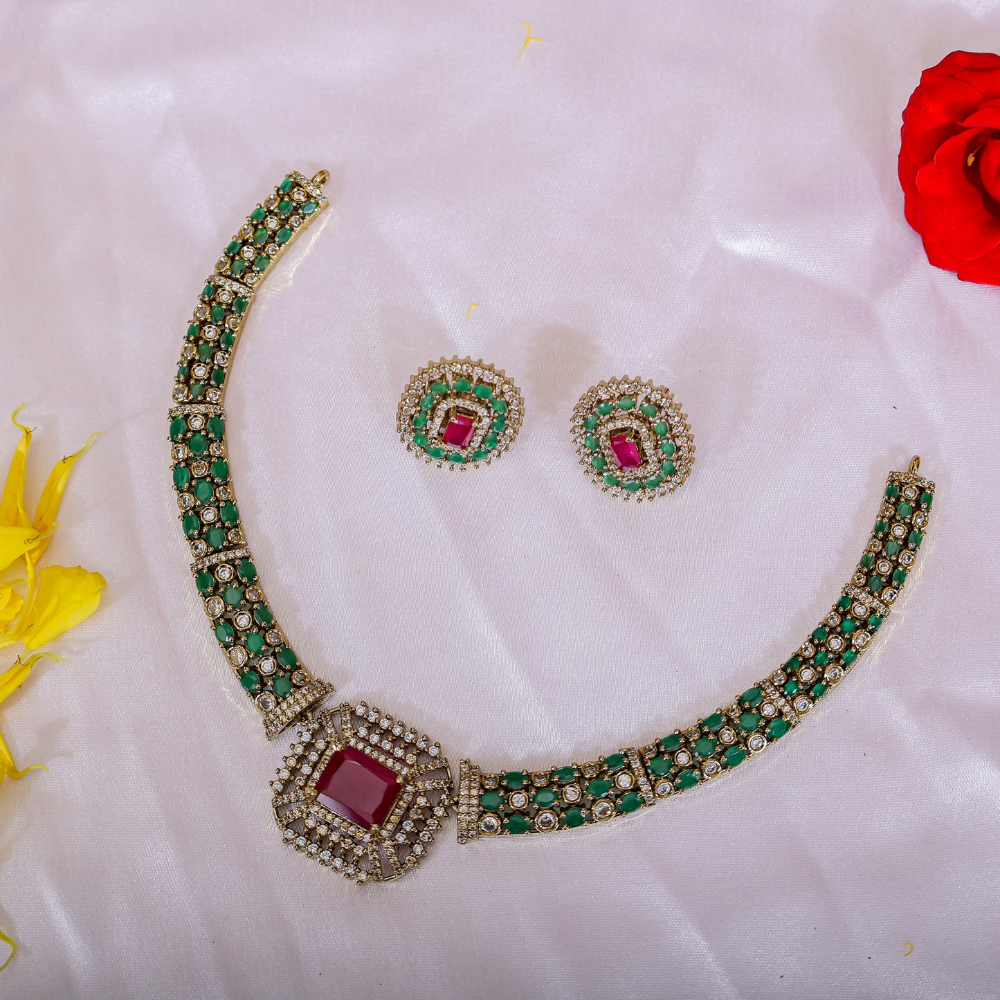Mayura Green Choker