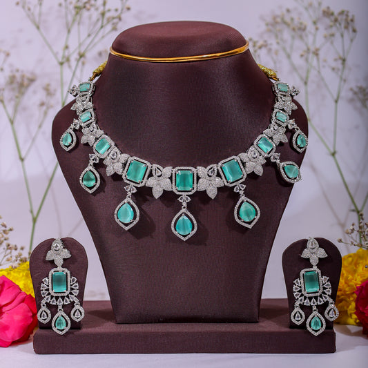 Mint Majesty Choker Set