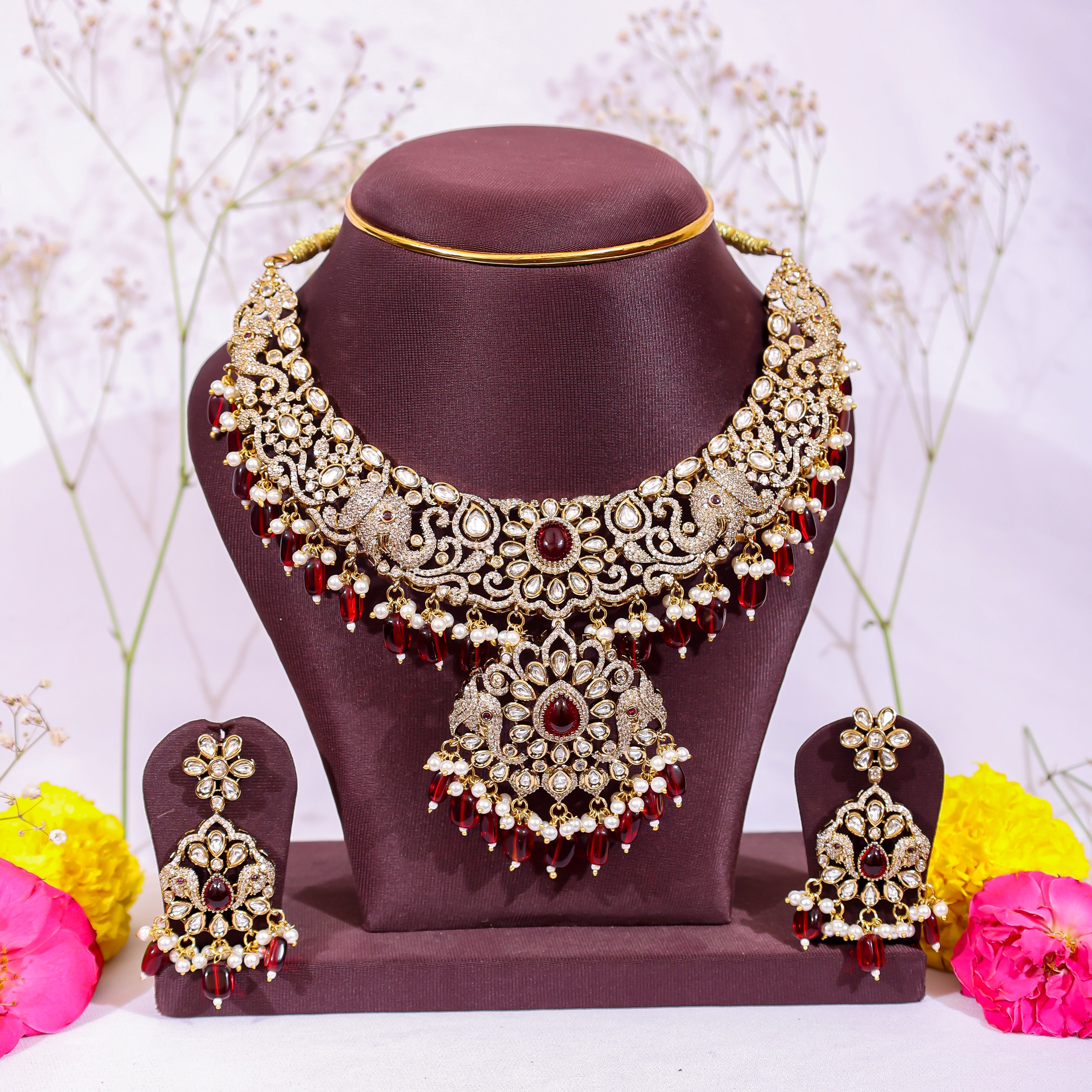 The Royal Gaja Heritage Set