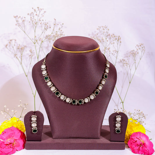 The Classic Green & Polki Style Necklace Set