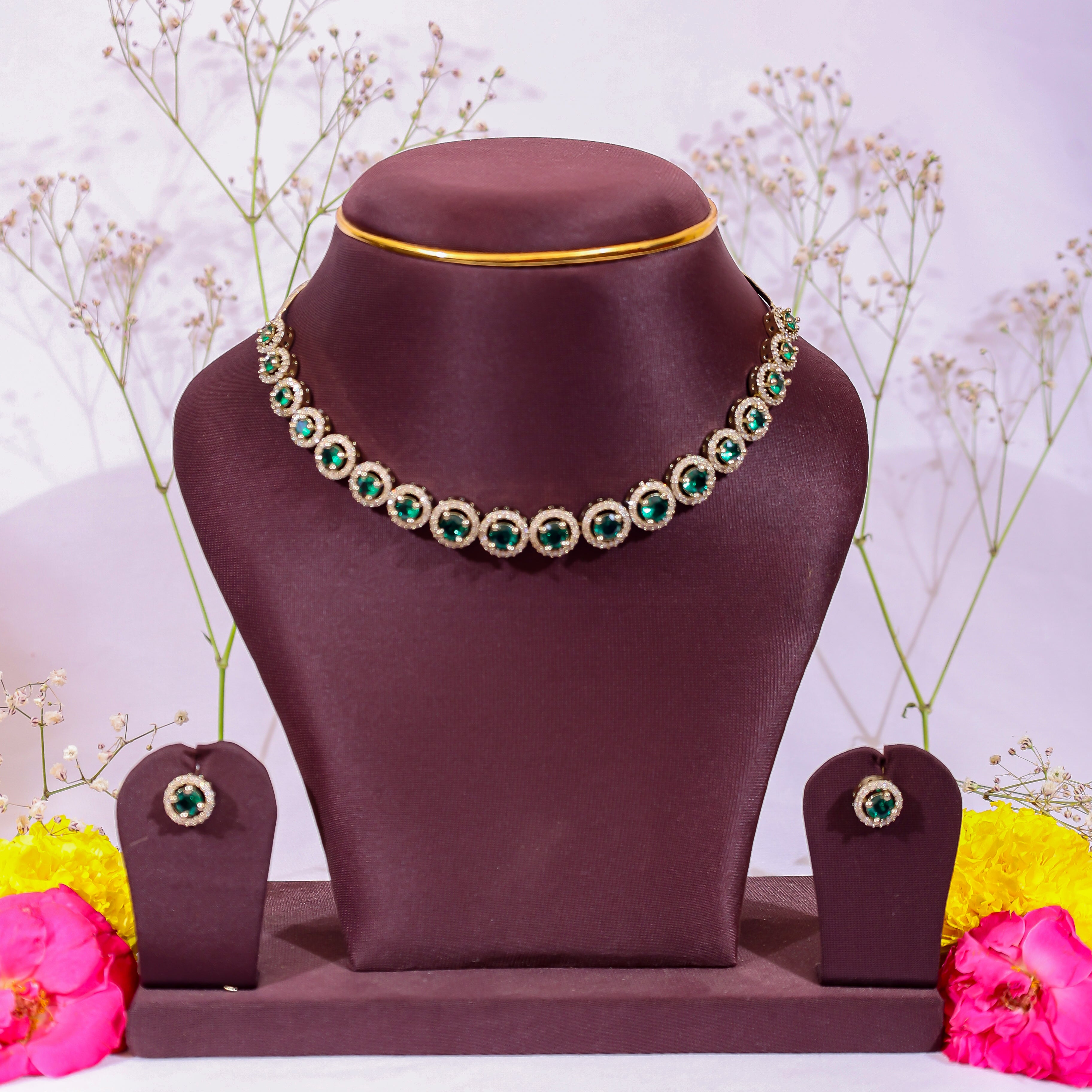 The Emerald Halo Solitaire Necklace Set