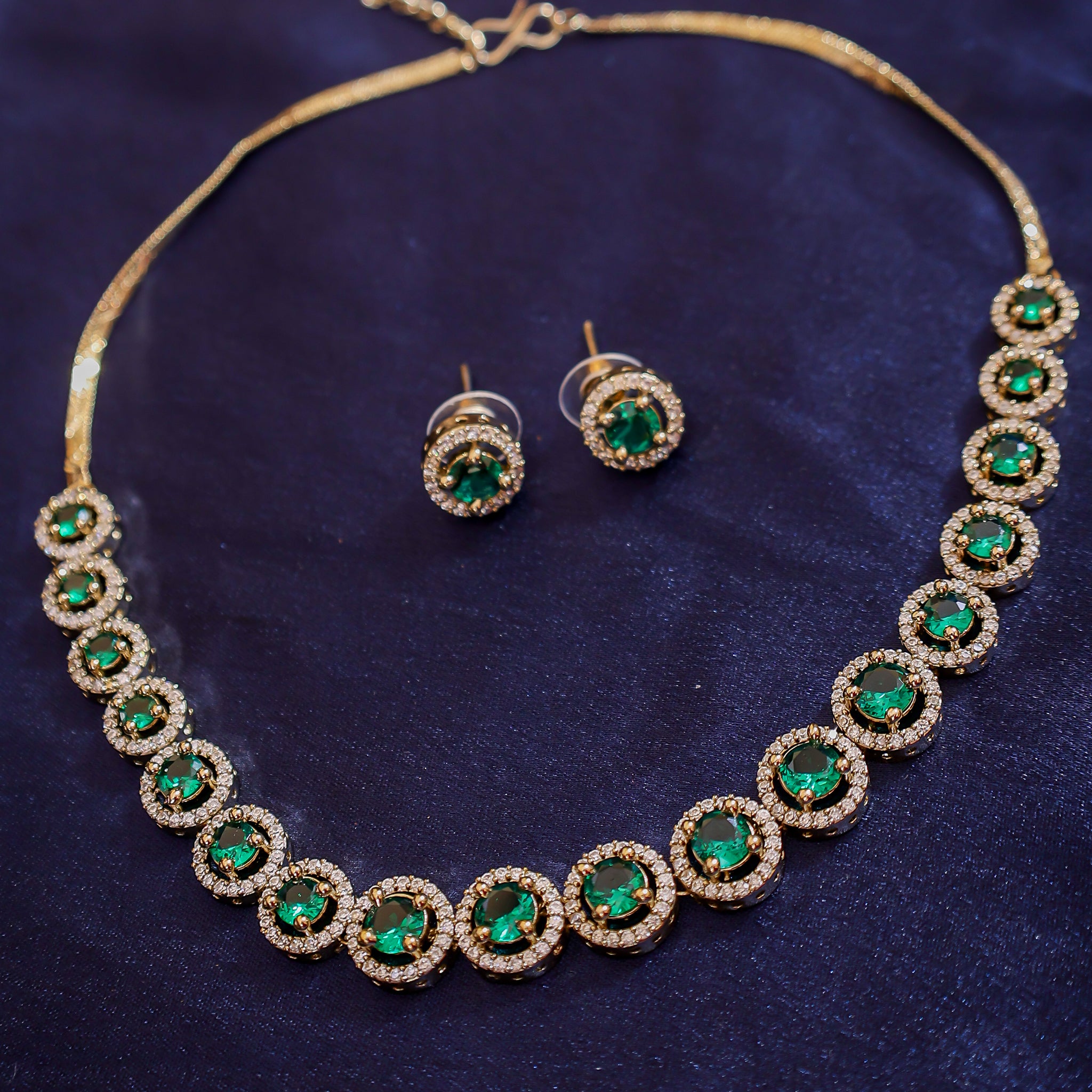 The Emerald Halo Solitaire Necklace Set