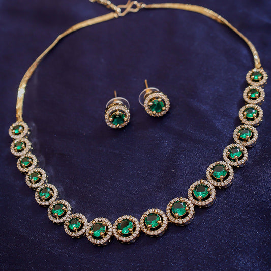 The Emerald Halo Solitaire Necklace Set