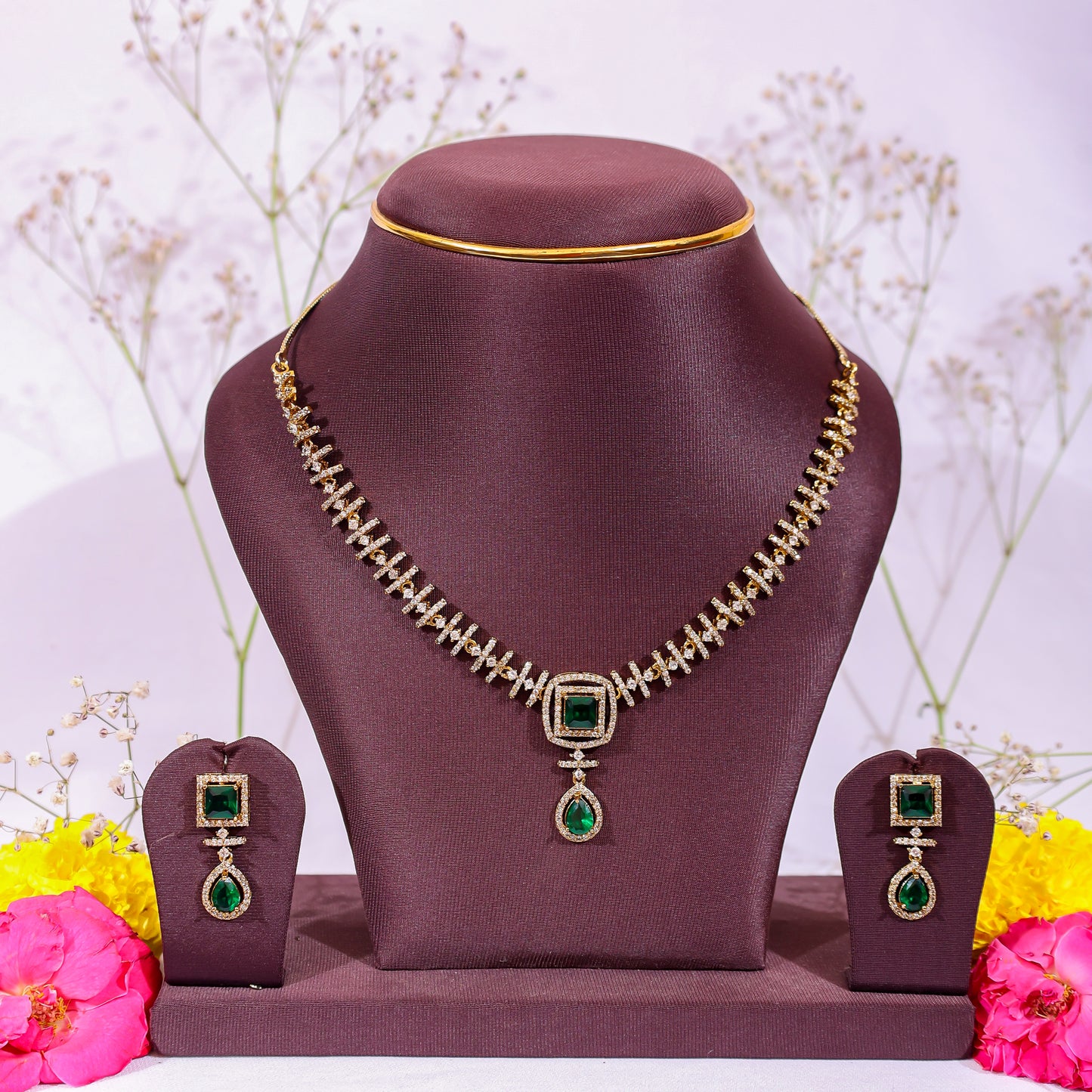 The Royal Green Square-Cut Stone & AD Set