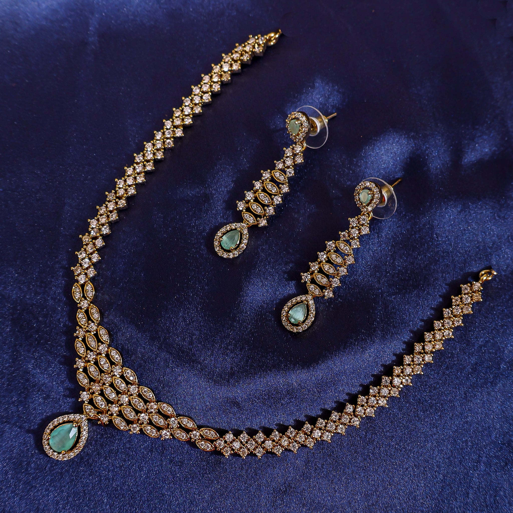 Mint Aura Delicate AD Necklace Set