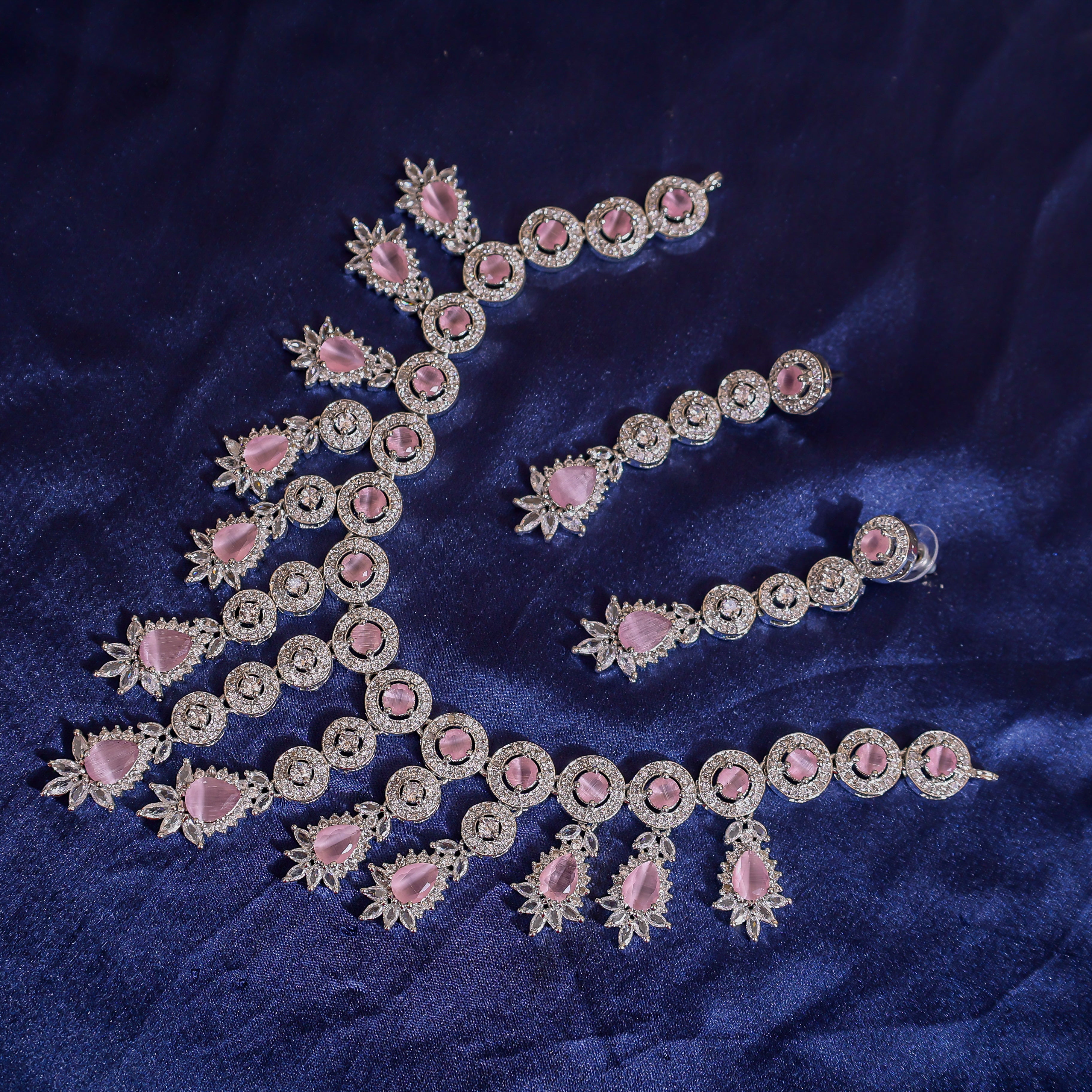 Rose Aura teardrop Choker & Earring Set