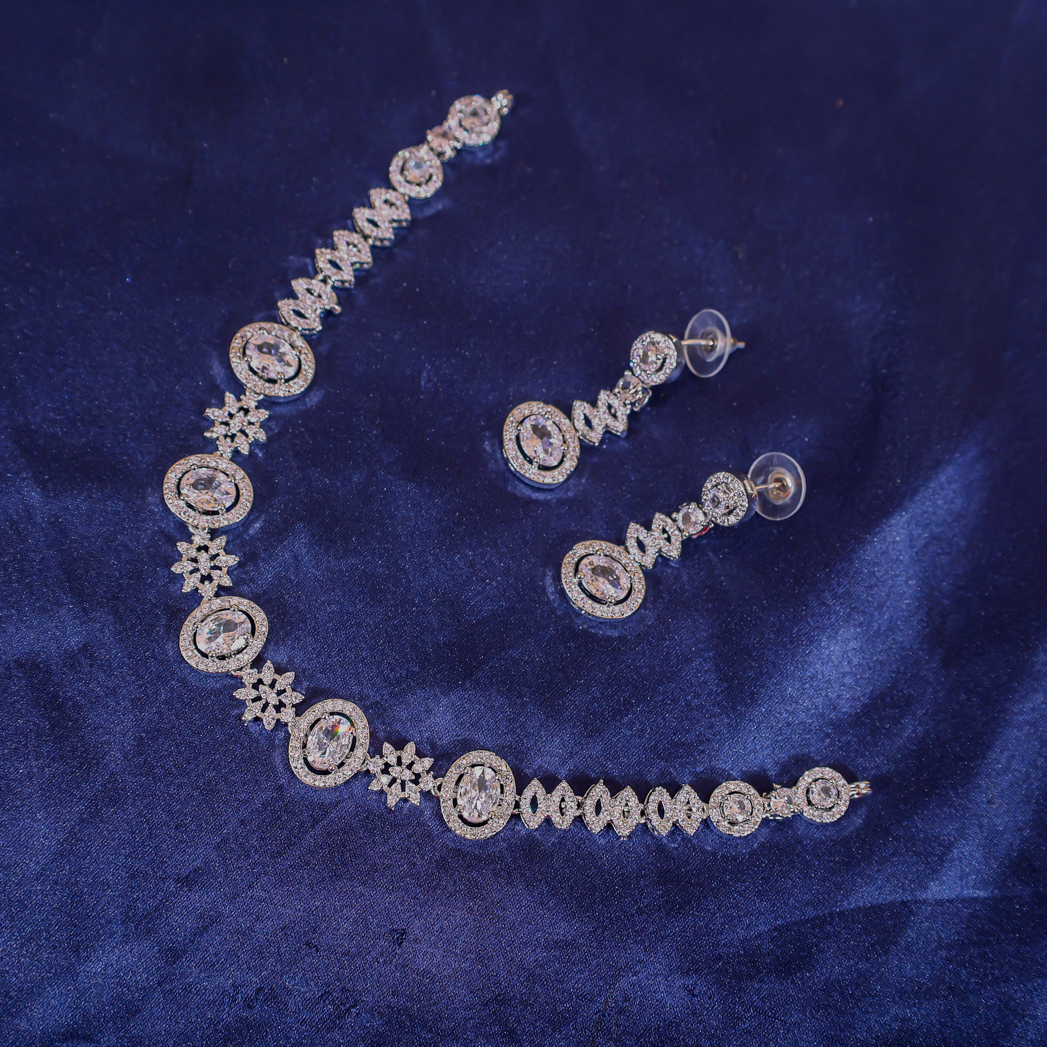 The Empress Oval Collection