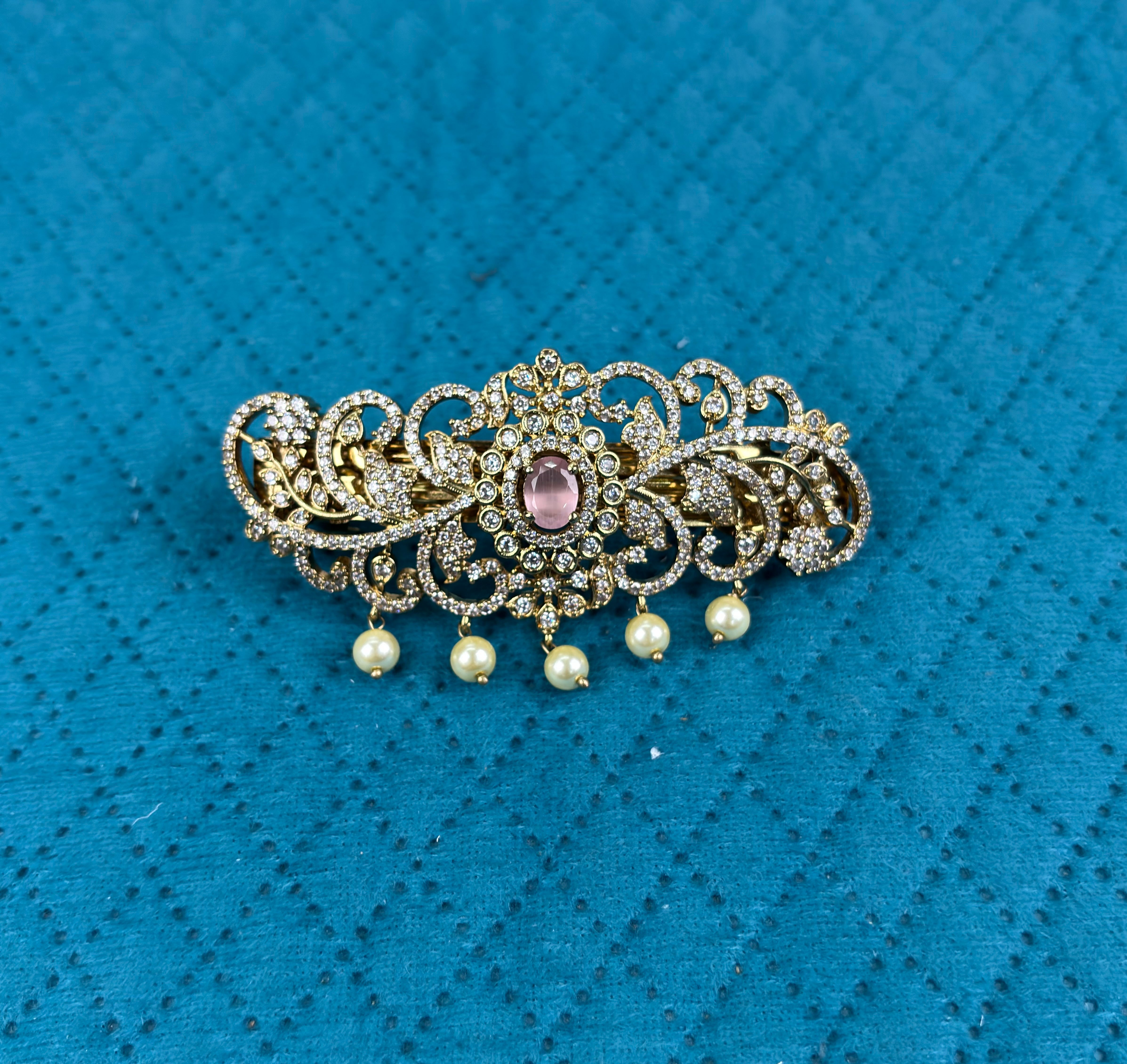 Victorian Pearl Statement Clip