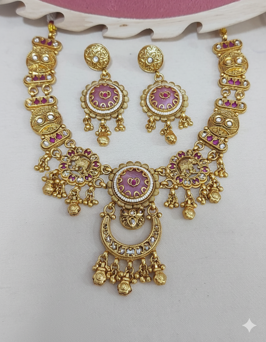 The Regal Chandrika Set