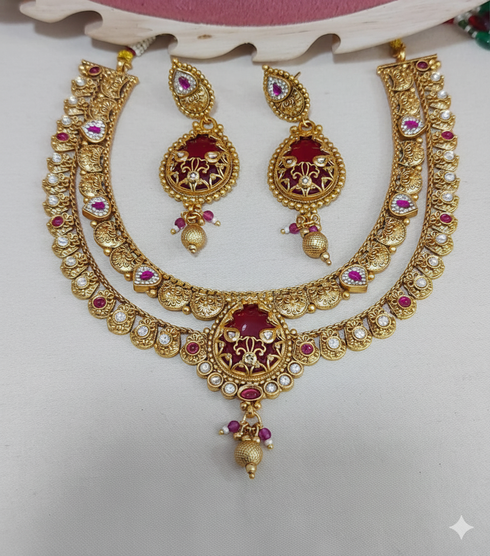 The Royal Gilded Ruby Set
