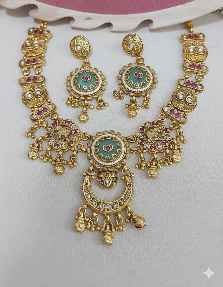The Royal Heritage Meenakari Set