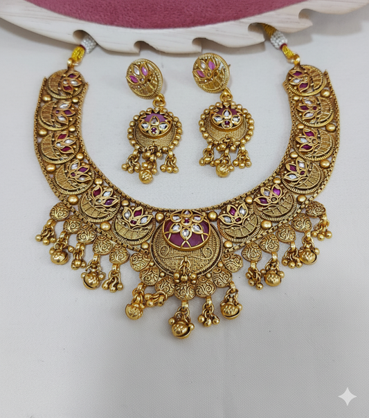 The Royal Mandala Antique Set