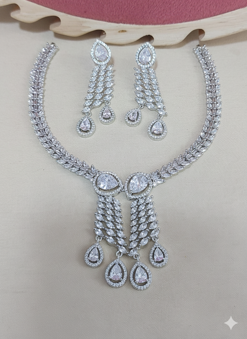 Majestic Marquise Cascade