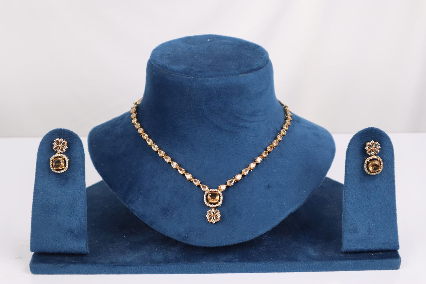 Amber Glow Minimal Floral Drop Set