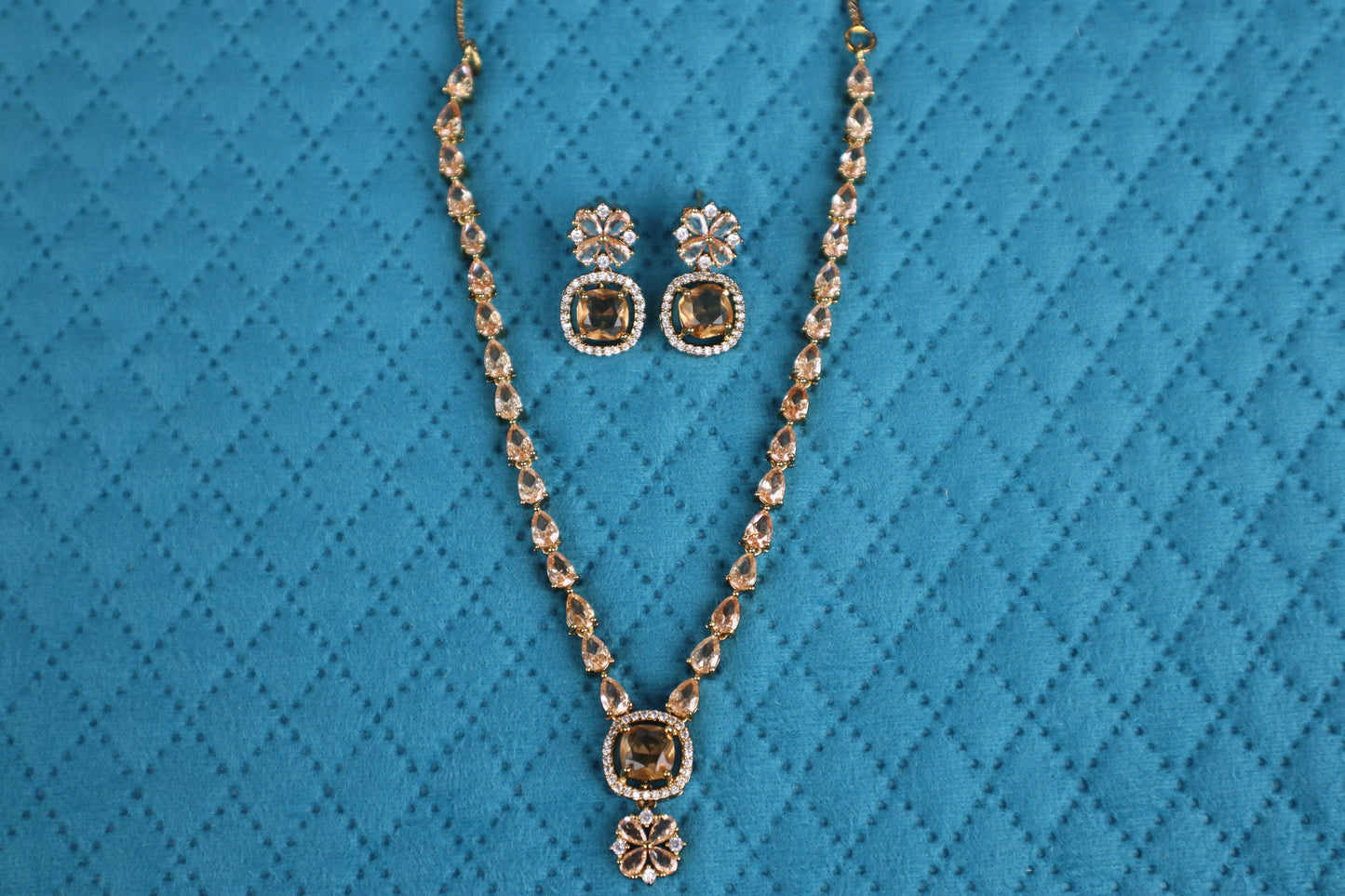 Amber Glow Minimal Floral Drop Set