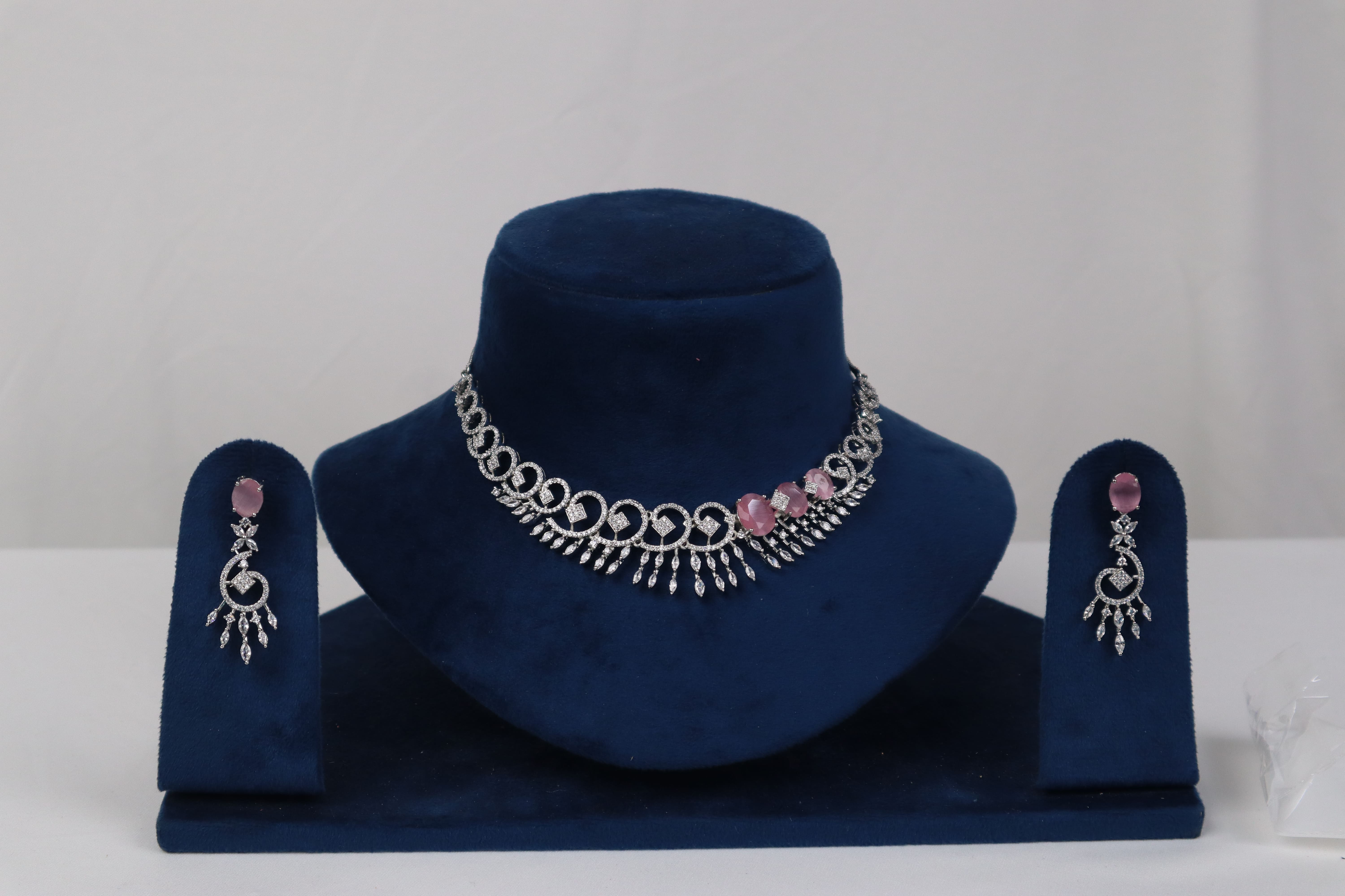 Dusty Pink Ornate Cascade Set