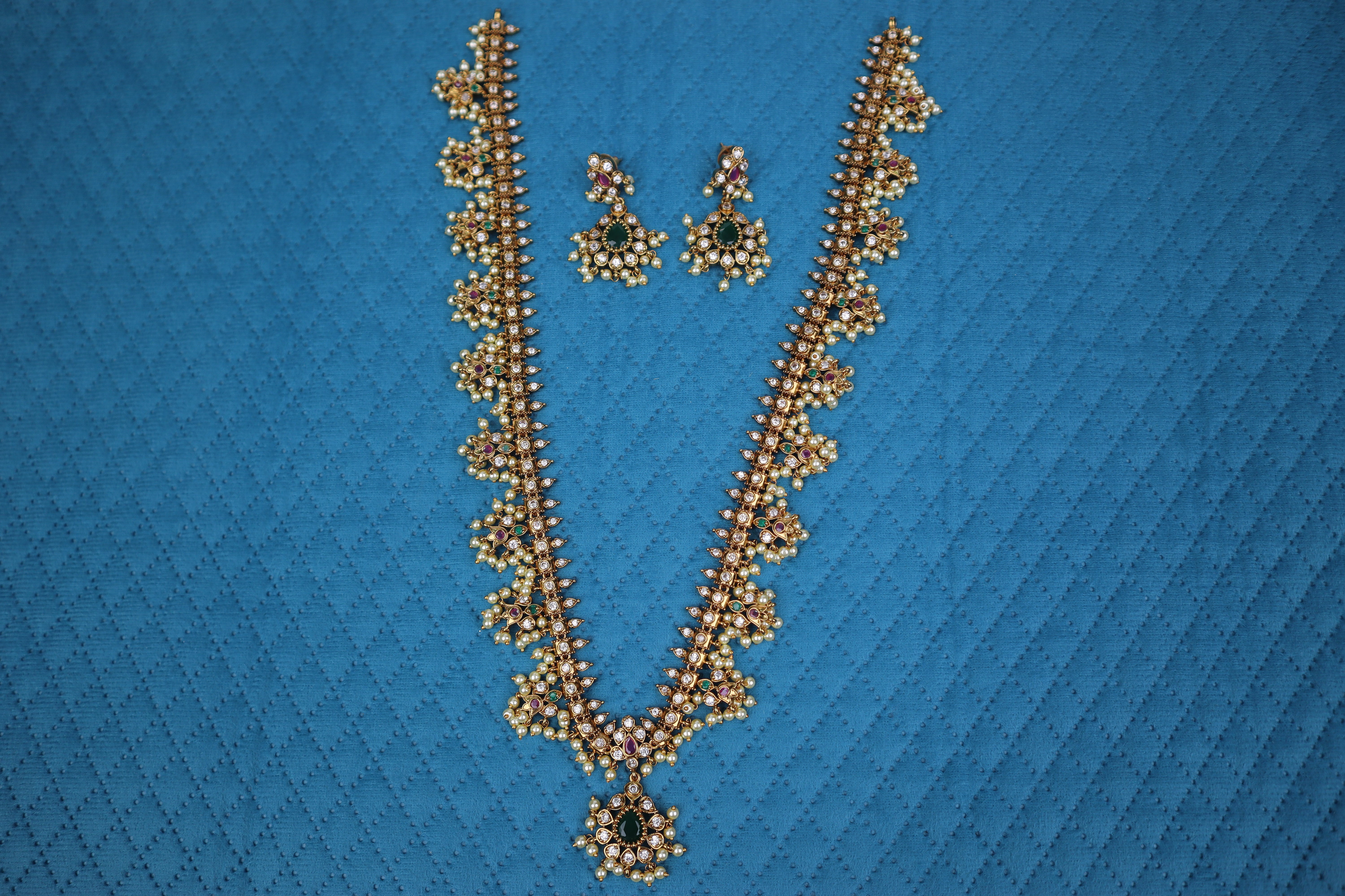 Heritage Stone & Pearl Haram Set