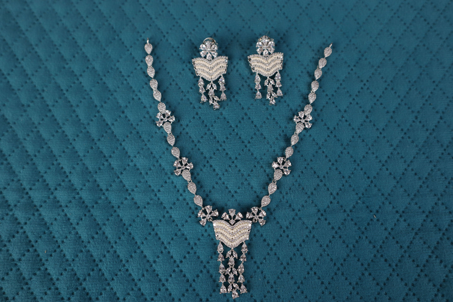 The Pearlescent Cascade Suite