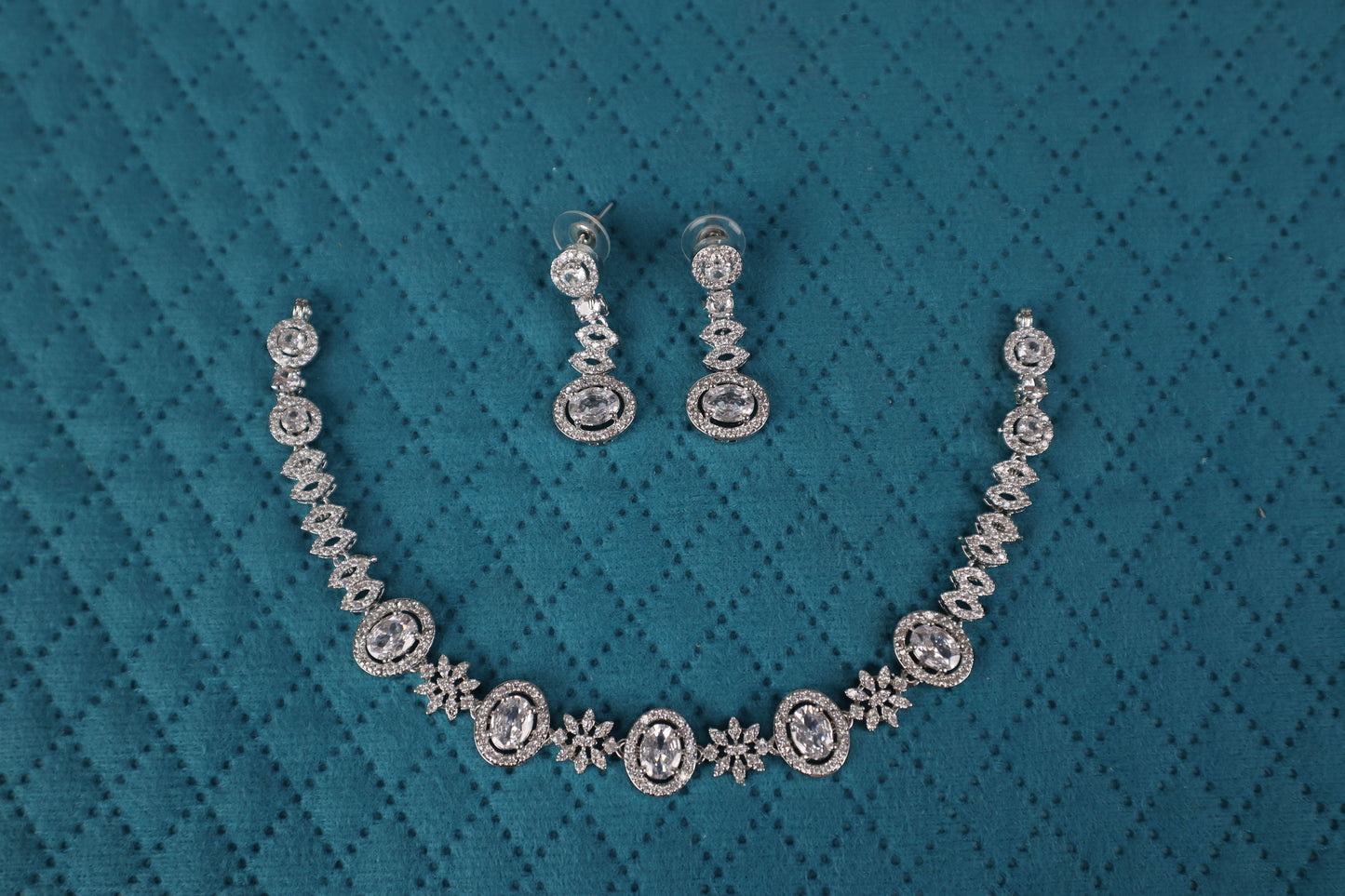 The Empress Oval Collection