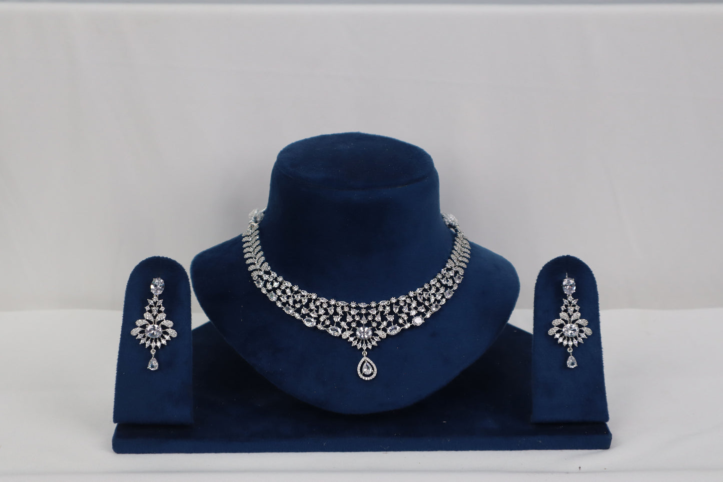 Ethereal Dewdrop Statement Suite