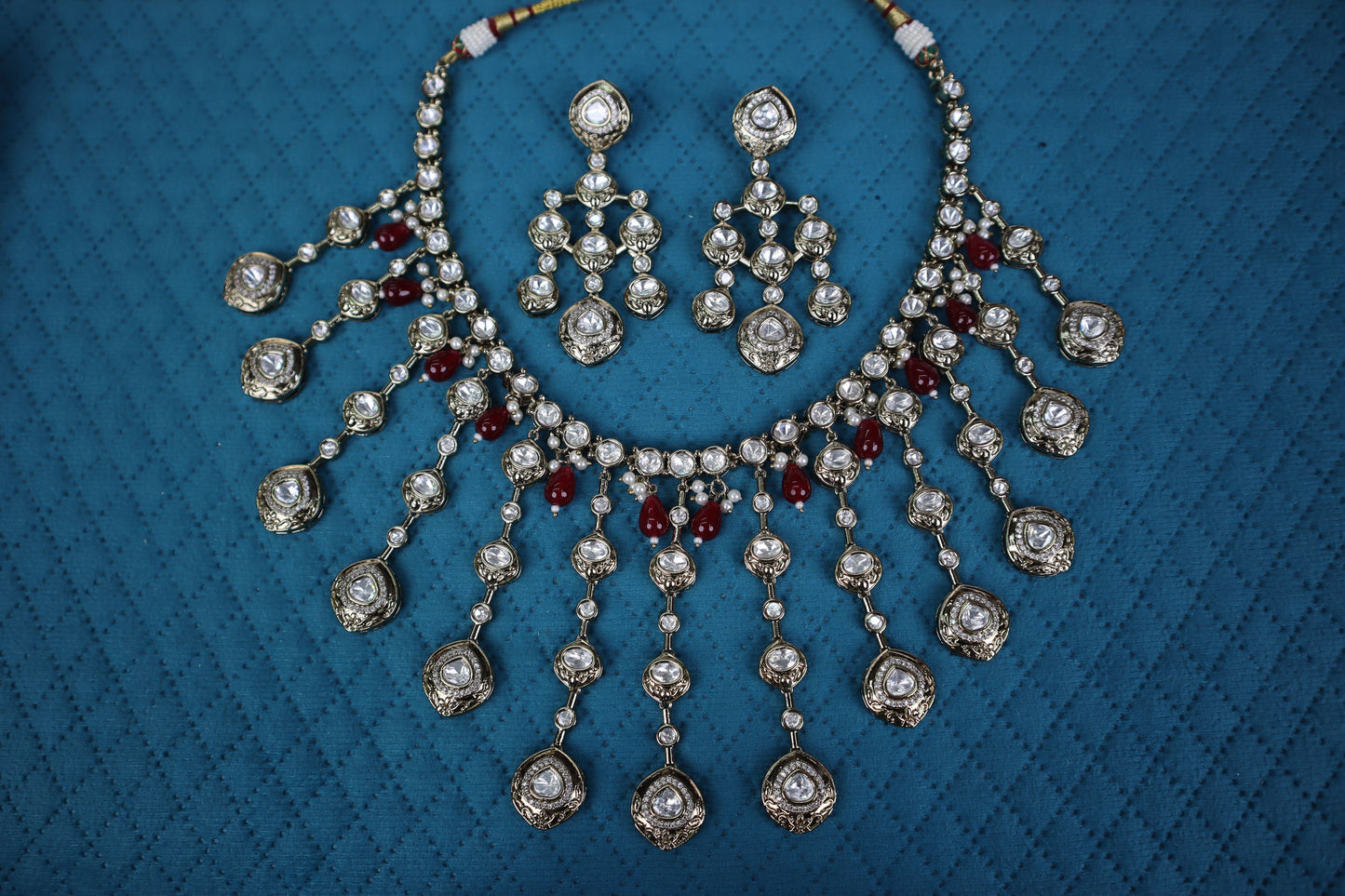 The Sultana Polki Chandelier Set