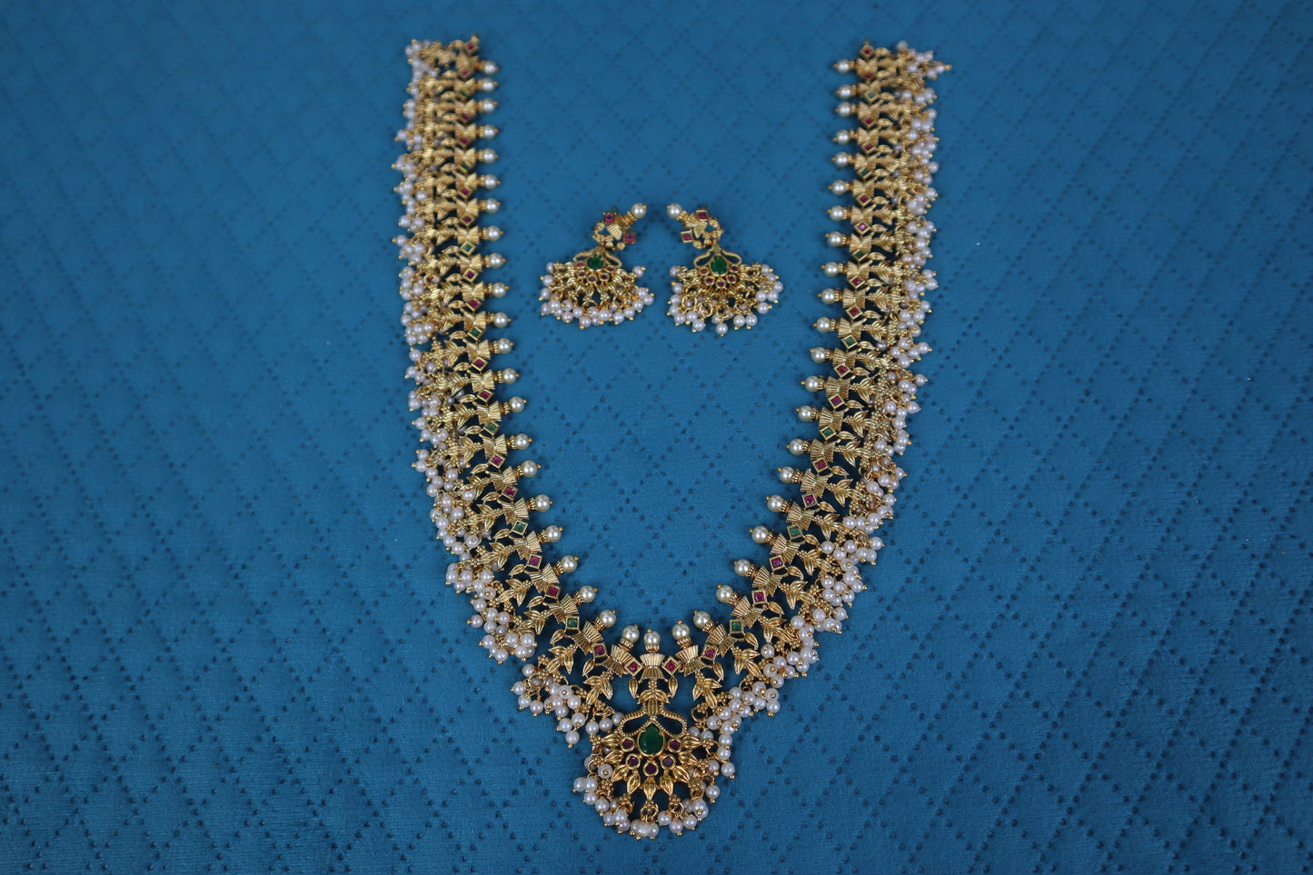 The Royal Guttapusalu Haram Set