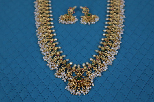 The Royal Guttapusalu Haram Set