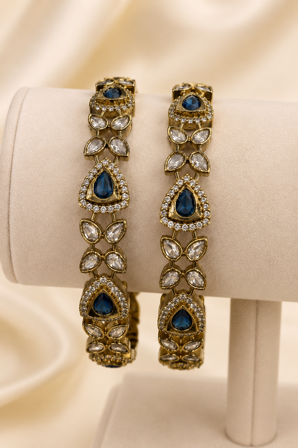 Victorian Sapphire Bloom Kada