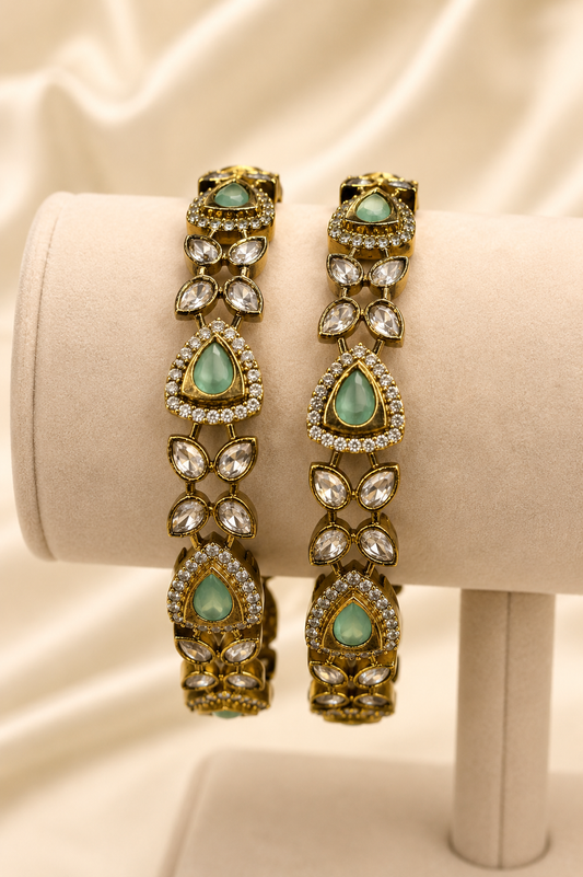 Victorian Mint Elegance Stone Kada