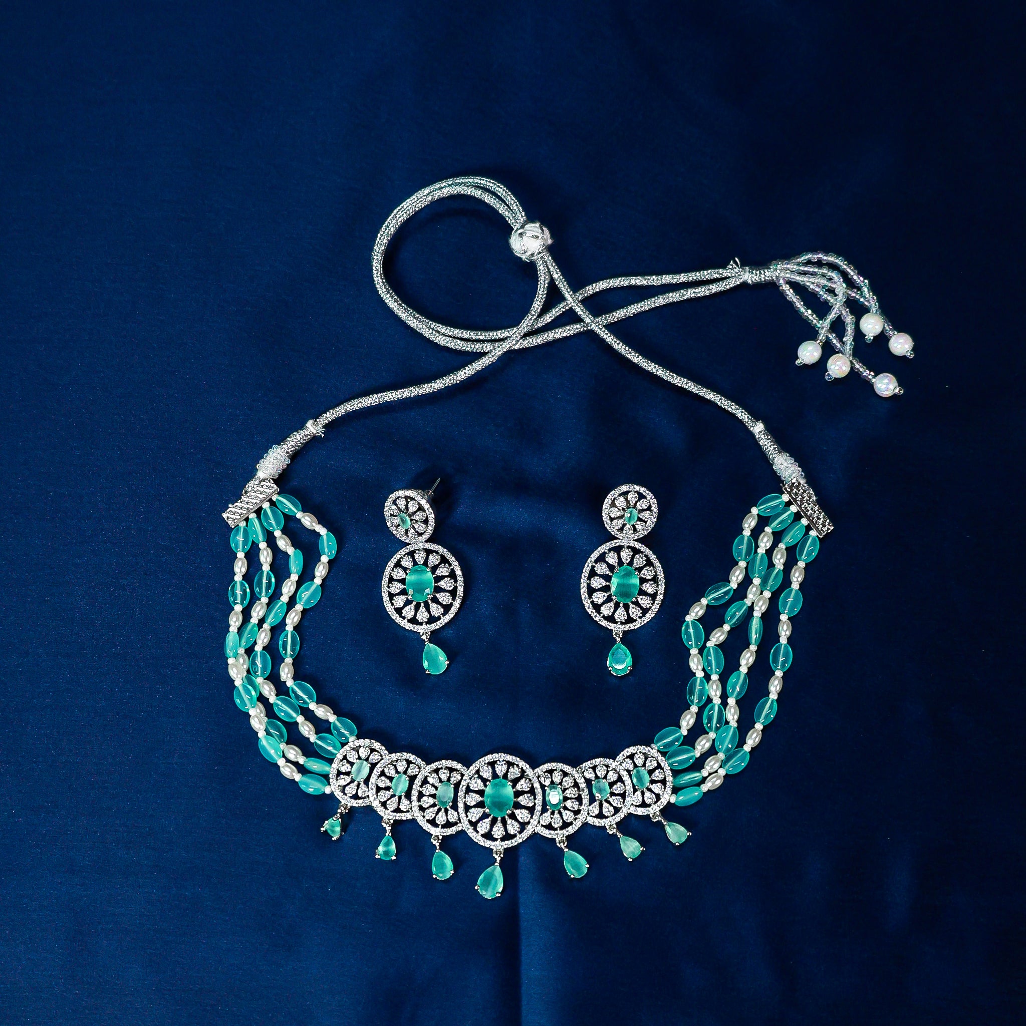 Mint/Teal Quartz & Pearl Circular Medallion Choker Set