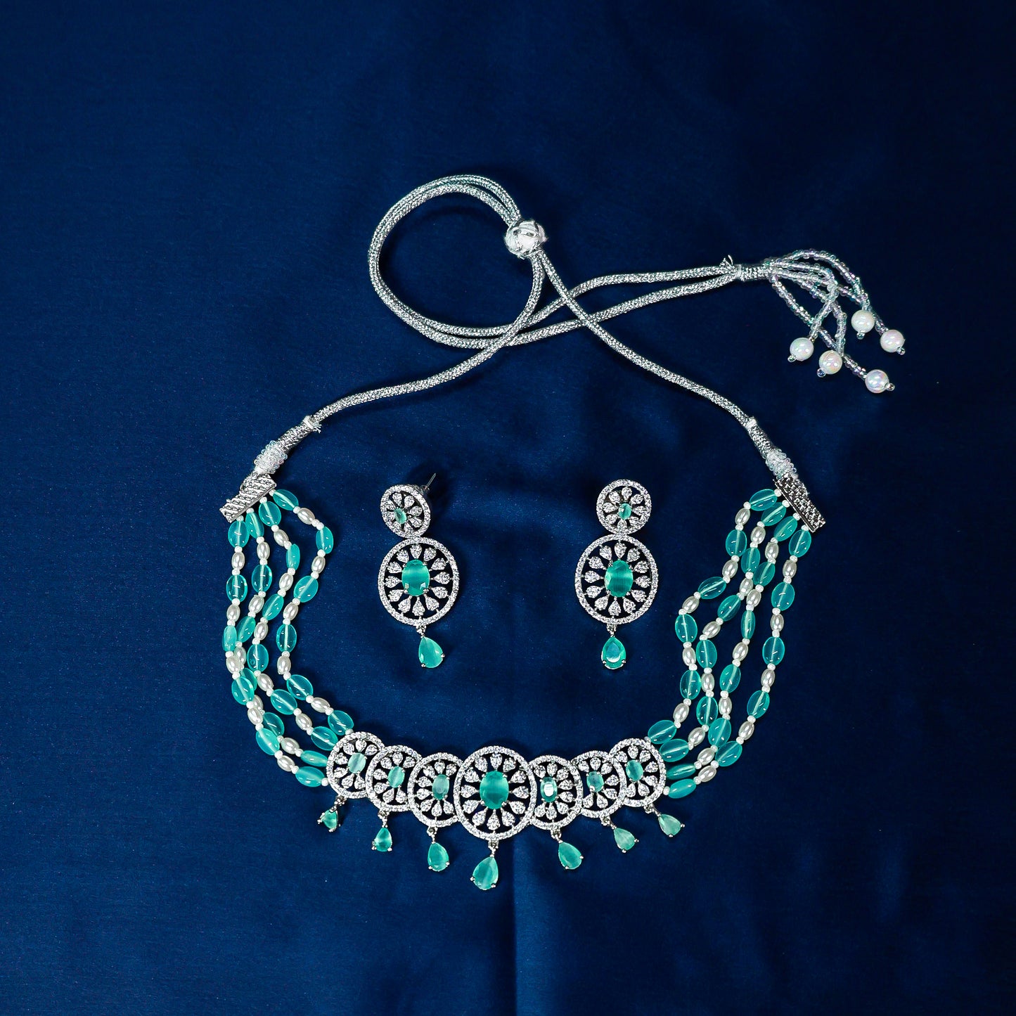 Mint/Teal Quartz & Pearl Circular Medallion Choker Set