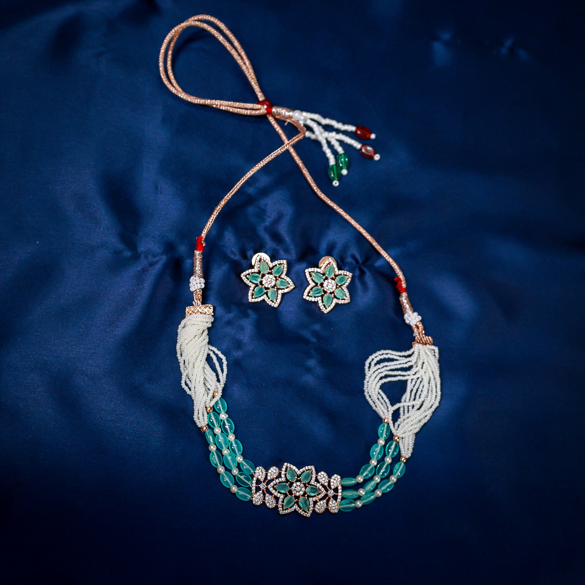 The Mint Petal & Pearl Choker Set