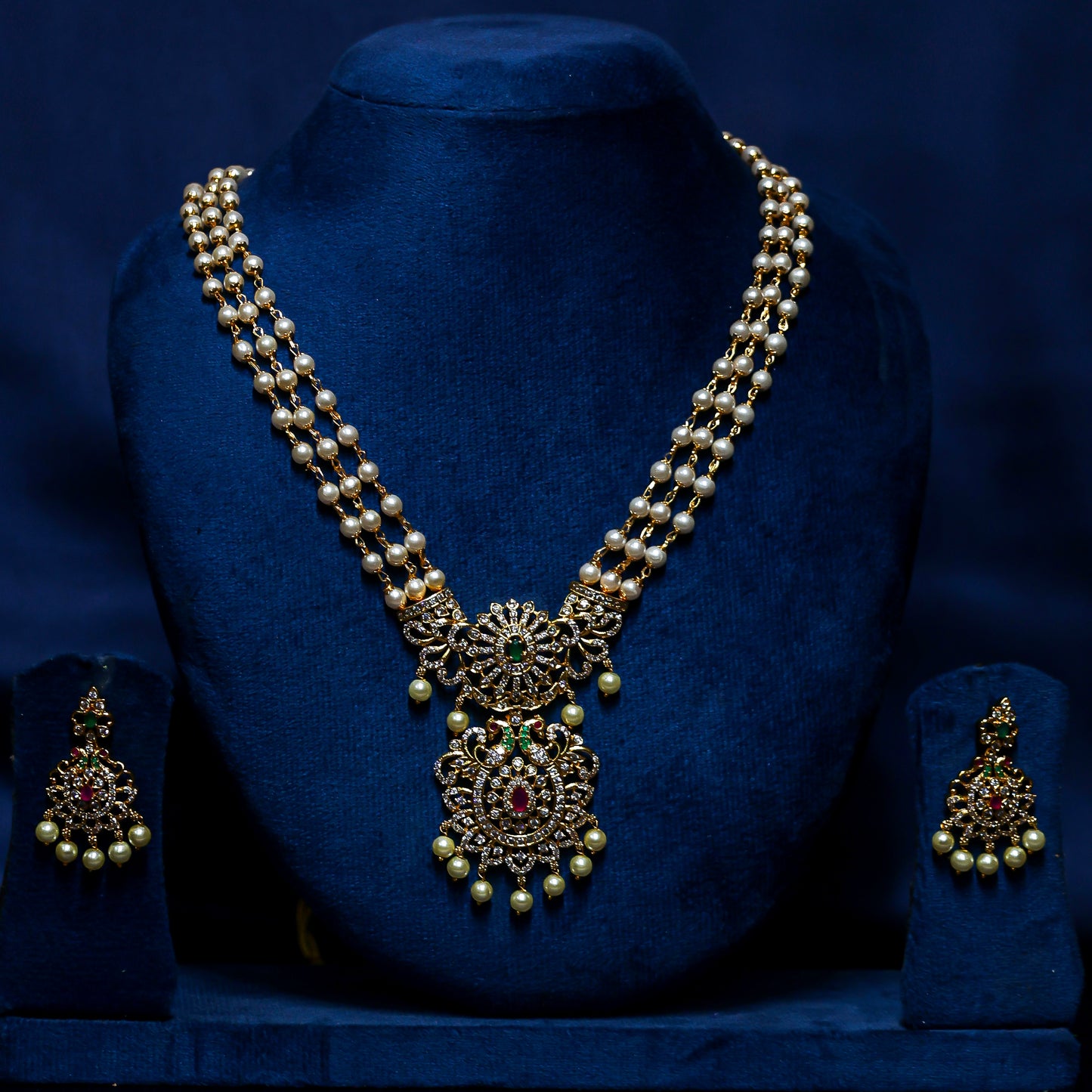 The Swarnam Pearl Guttapusalu Haar