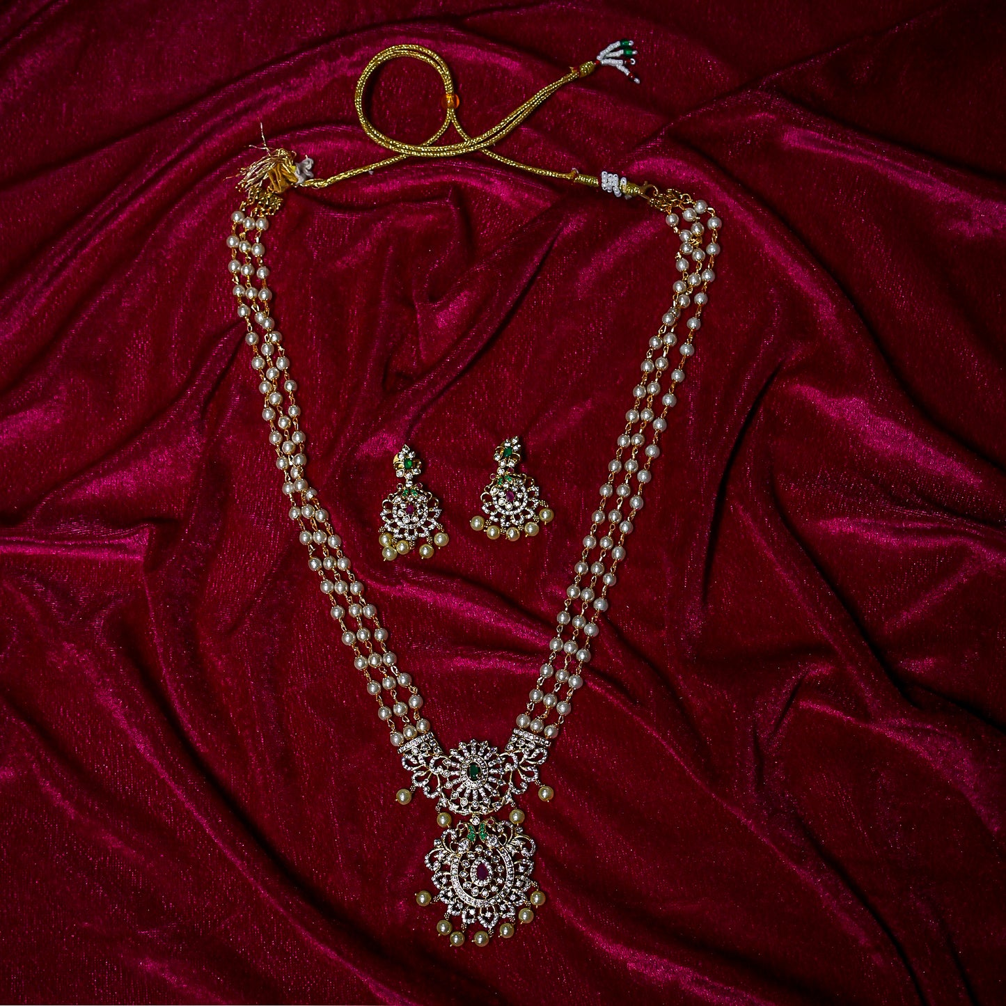 The Swarnam Pearl Guttapusalu Haar